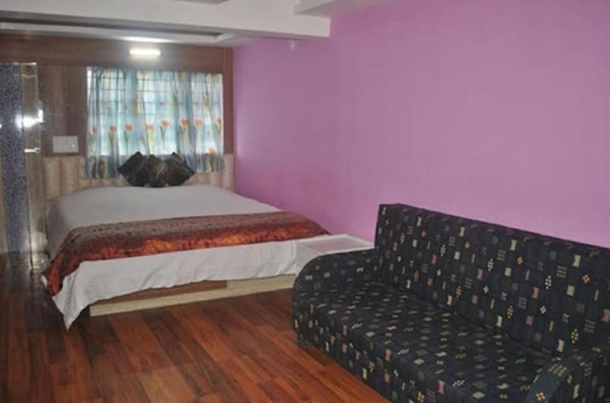 Grg Broadway Mall Road Darjeeling By Royal Collection Hotel Eksteriør billede