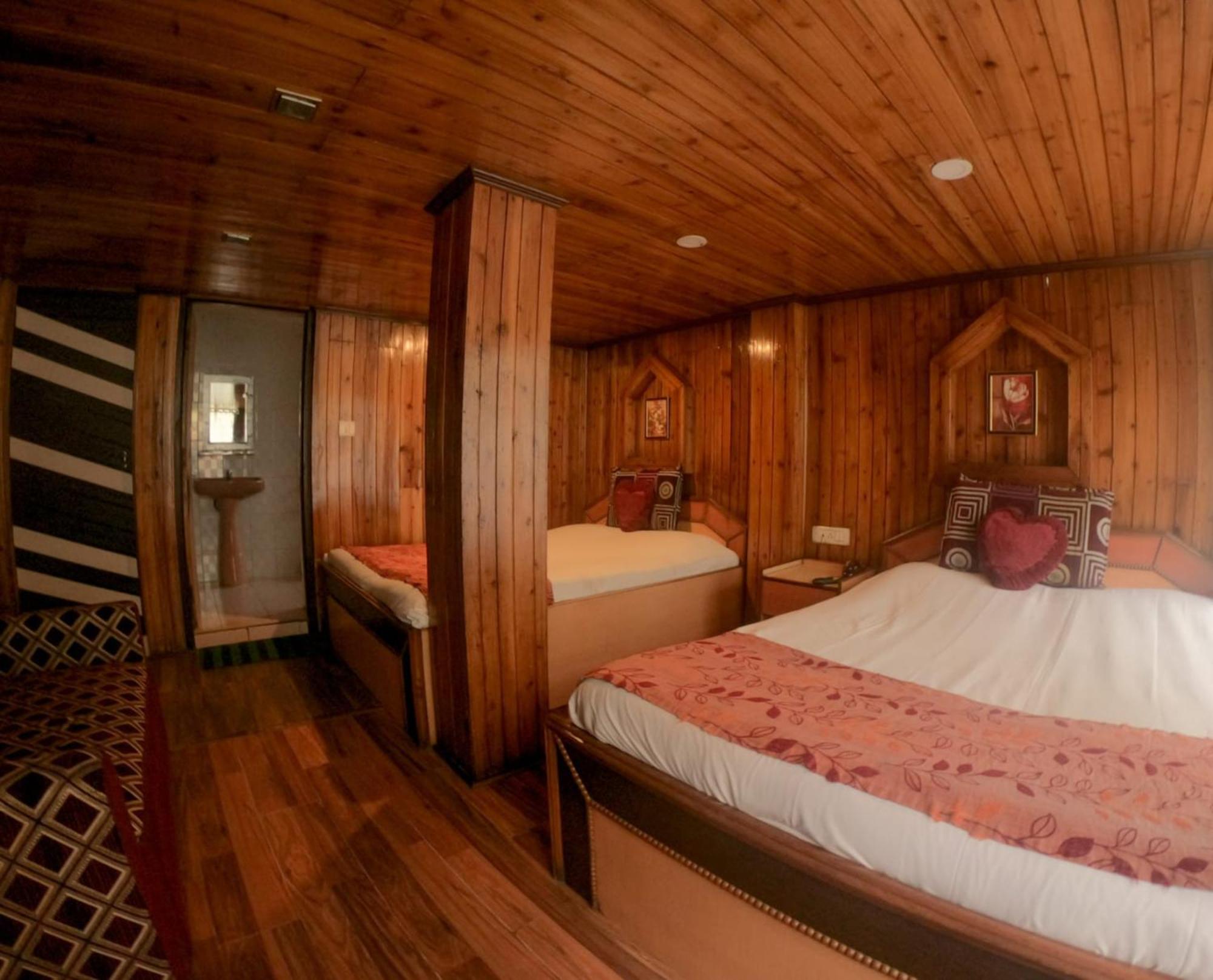 Grg Broadway Mall Road Darjeeling By Royal Collection Hotel Eksteriør billede